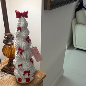 Bella Lux Elegant White and Red Holiday Tree with Red Bowd Decor